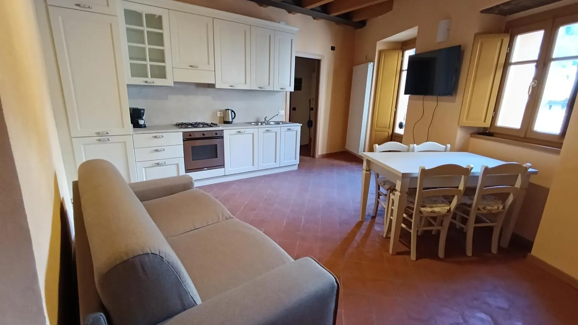 Villa Mattia 에돌로 아파트
